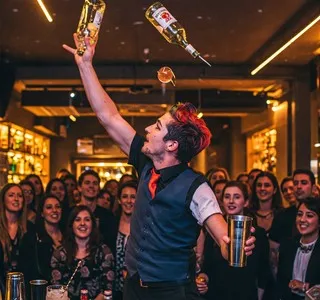 Flair Bartender